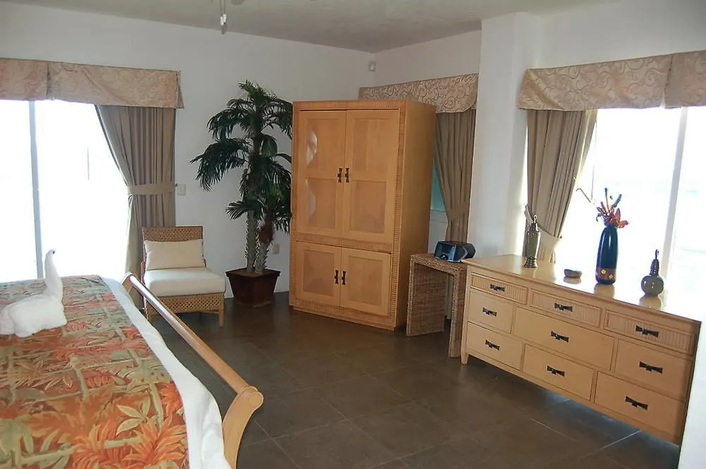 El Cantil Condominiums Resort Cozumel