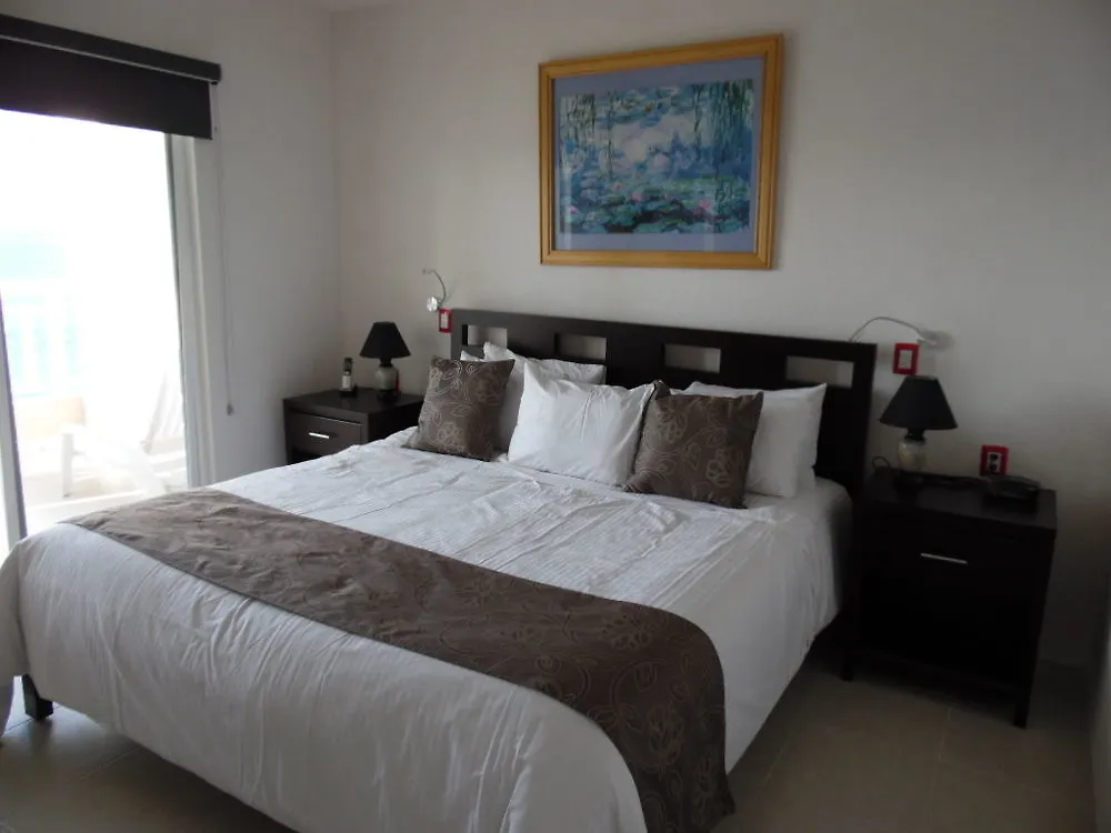 Hotel El Cantil Condominiums Resort Cozumel